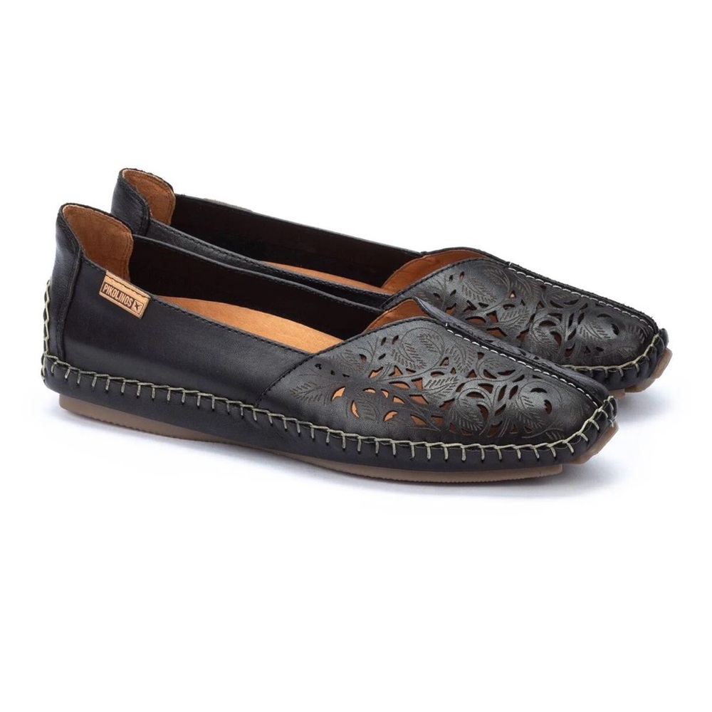 PIKOLINOS Black Leather Loafers with Stitch Detail